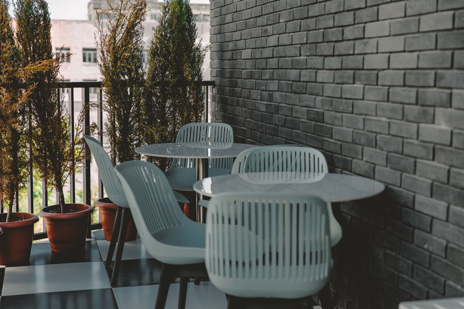 Cafe Crème terrace